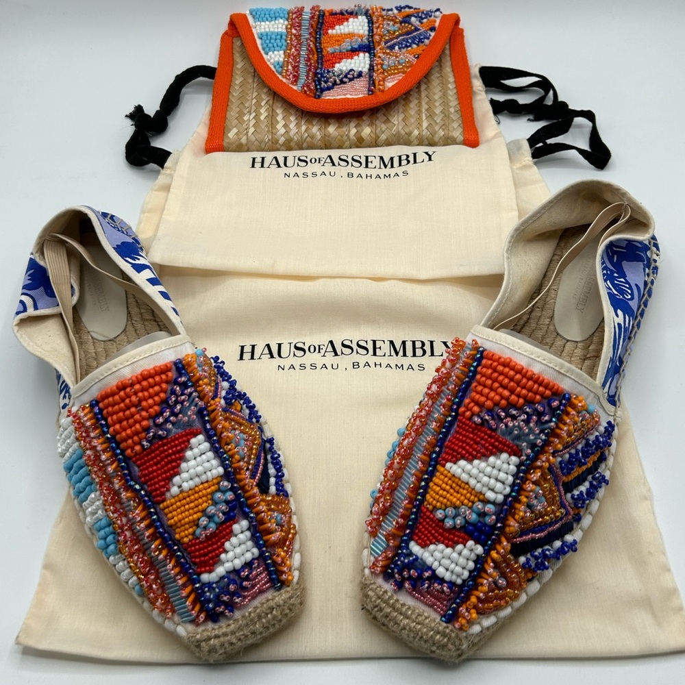 NWT HAUS ASSEMBLY of Nassau Bahamas beaded espadrilles and matching clutch set.